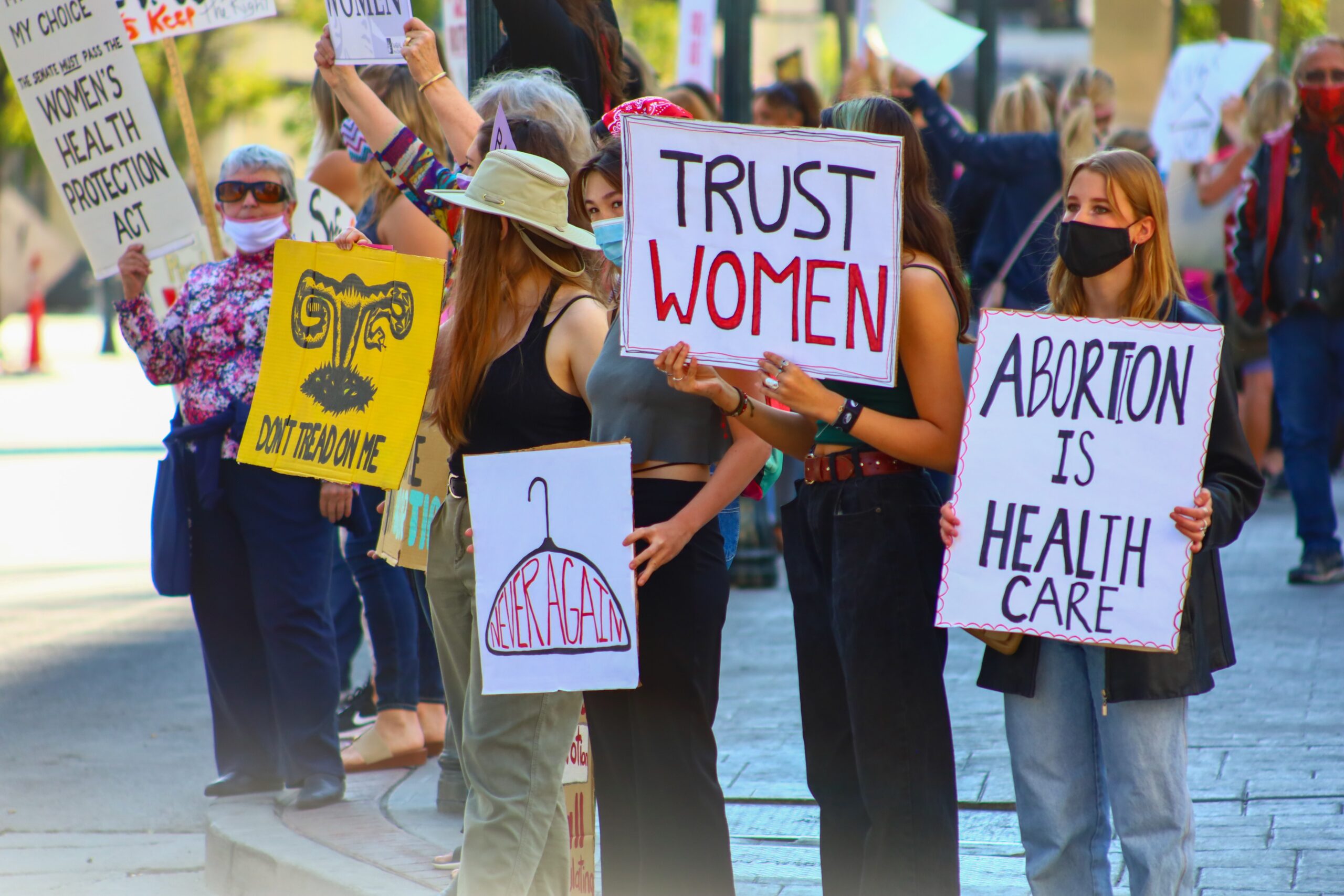 photo of protesters